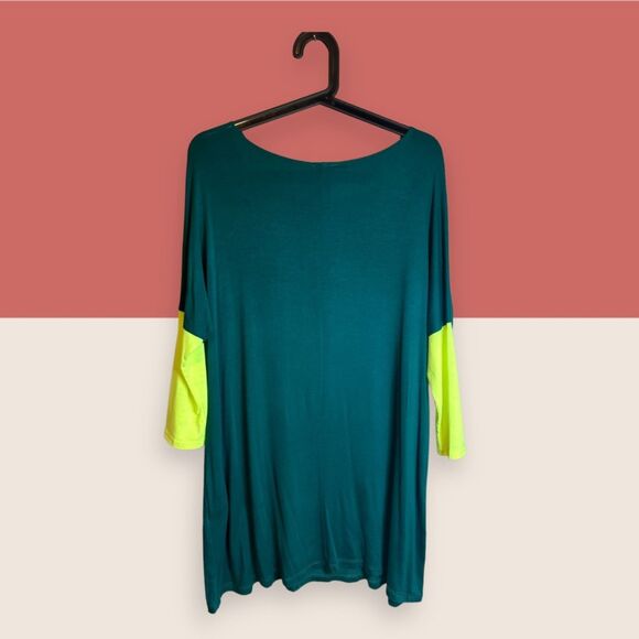 🥎 NWT NYMPHE TEAL NEON YELLOW CONTRAST 3/4 DROP SHOULDER SLEEVES TUNIC MEDIUM - Picture 4 of 6